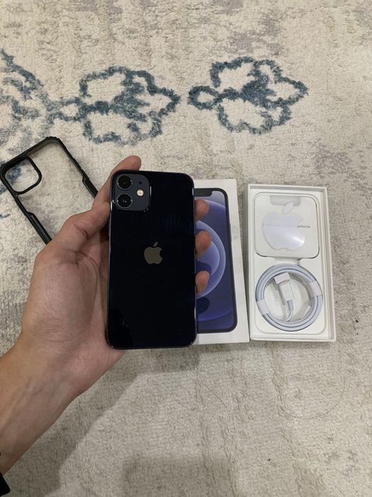Айфон 12 mini 64gb в идеальном состоянии