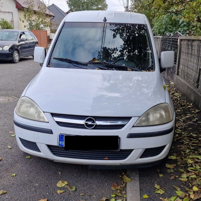 Opel combo autoutilitara n1