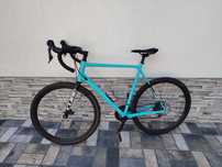 Vând bicicleta gravel, cycloross cube cross race pro, mărime 61cm