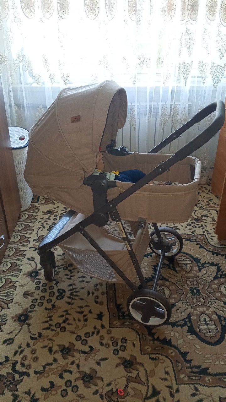 Продается коляска