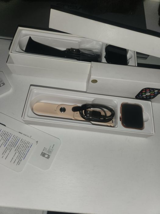 Smart часовници в три цвята