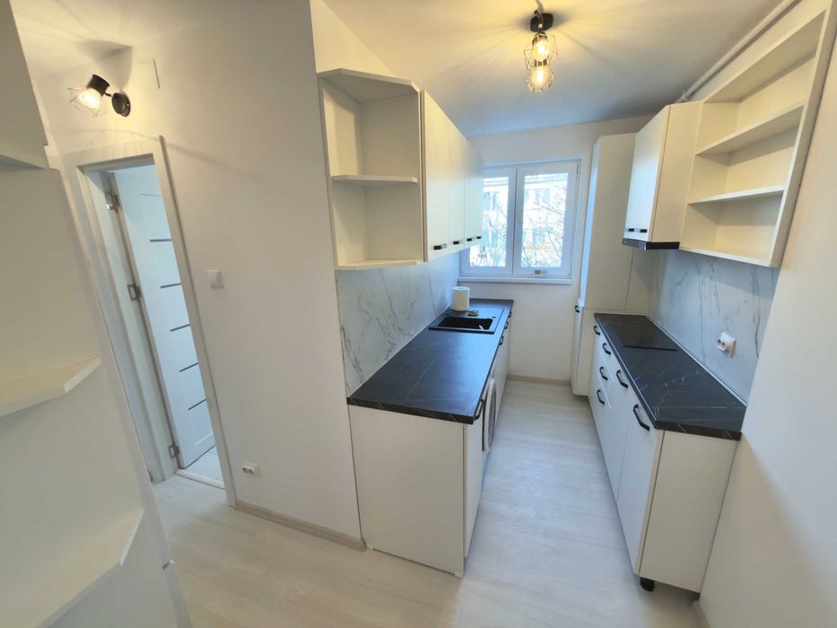 Închiriez apartament 2 camere decomandate, recent renovat – Cornisa