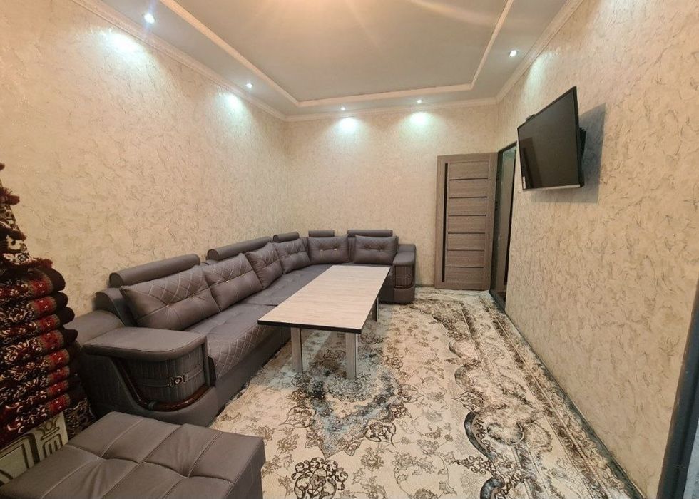 Продается 1/3/4 на м-ве Буз-2 (Ориентир 49 Школа)