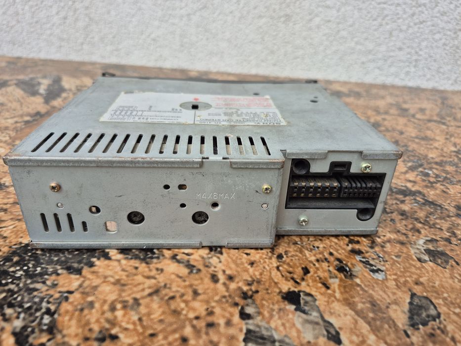Radio Casetofon auto marca Sony model XR-4150 made in japan
