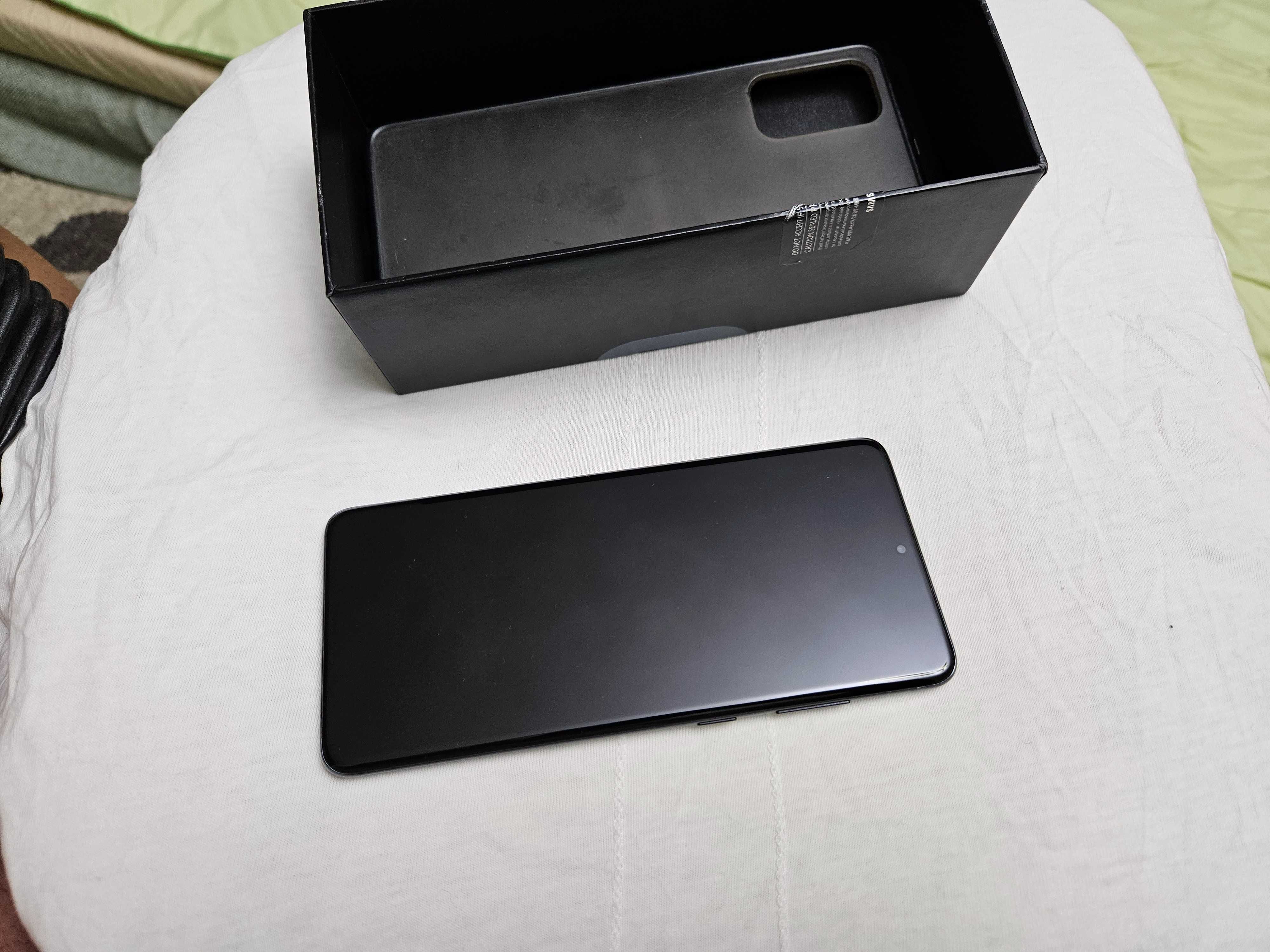 Samsung S20+ Duos 128Gb Ram 12Gb, cutie , display cu puțin burn