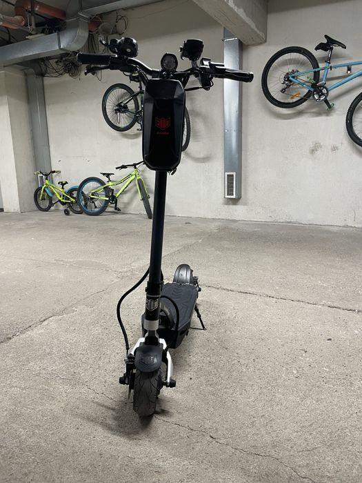 Тротинетка Kaboo Mantis 8 Dual