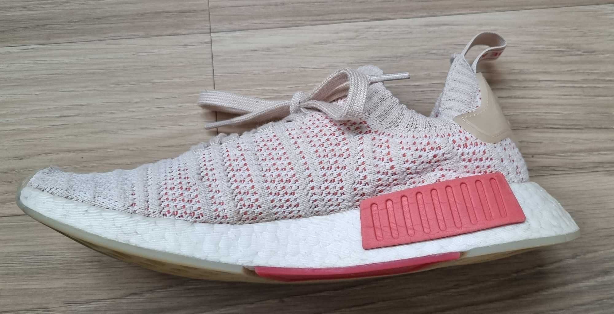 Дамски маратонки Adidas NMD R1 - 38 2/3