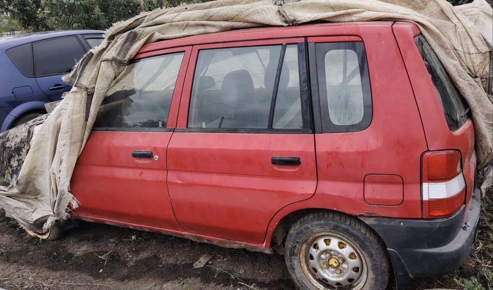 Vand Mazda Demio 2002 cu GPL