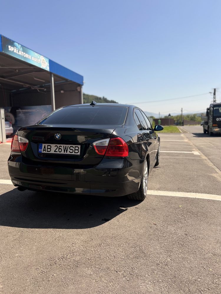 Vând bara spate BMW e90