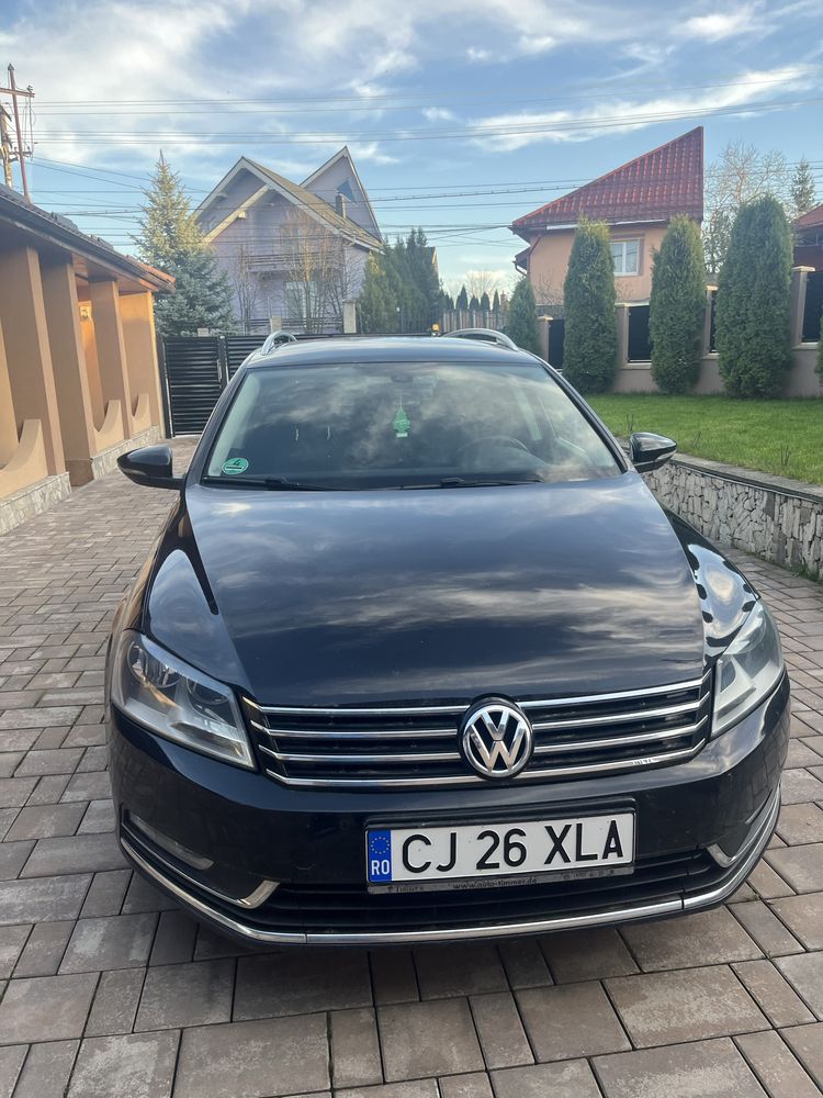 Vand Volkswagen passat an 2013 unic proprietar schimuri facute recent