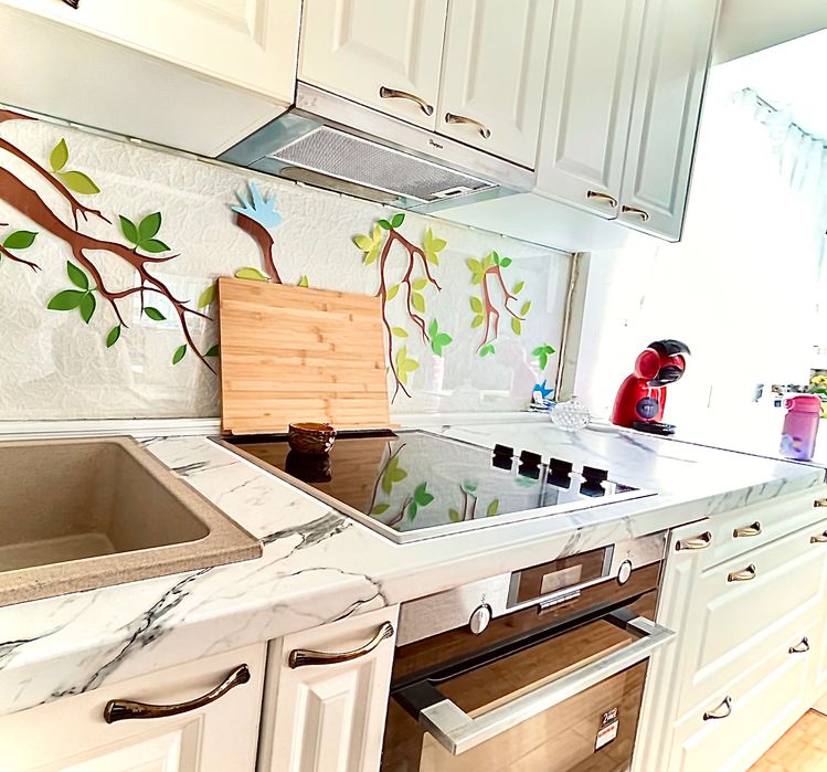 Apartament 3 dormitoare living bucatarie 2 bai