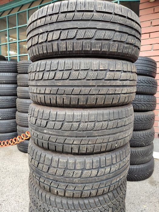 Продавам 4 зимни гуми 235/55/18 Star Performer