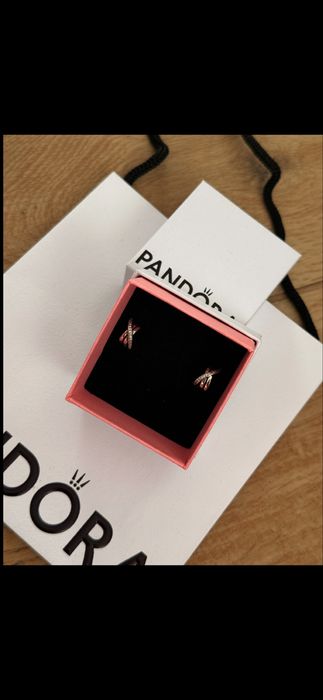 Pandora обеци Пандора