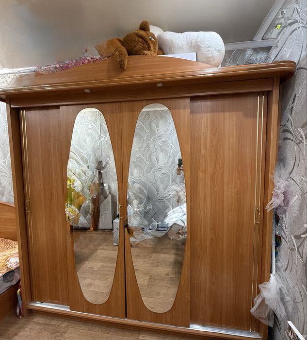 Шкаф платяной для вещей