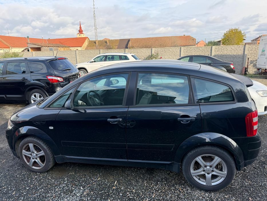 Audi A2 1.4 benzina | 2001 | Consum mic | AC