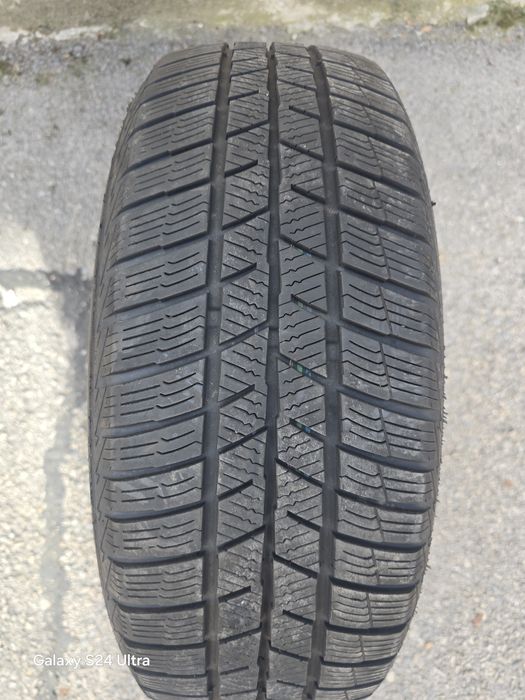 Зимни гуми BARUM POLARIS 5, DOT 4022, 205/65/15  94Т - 2 броя