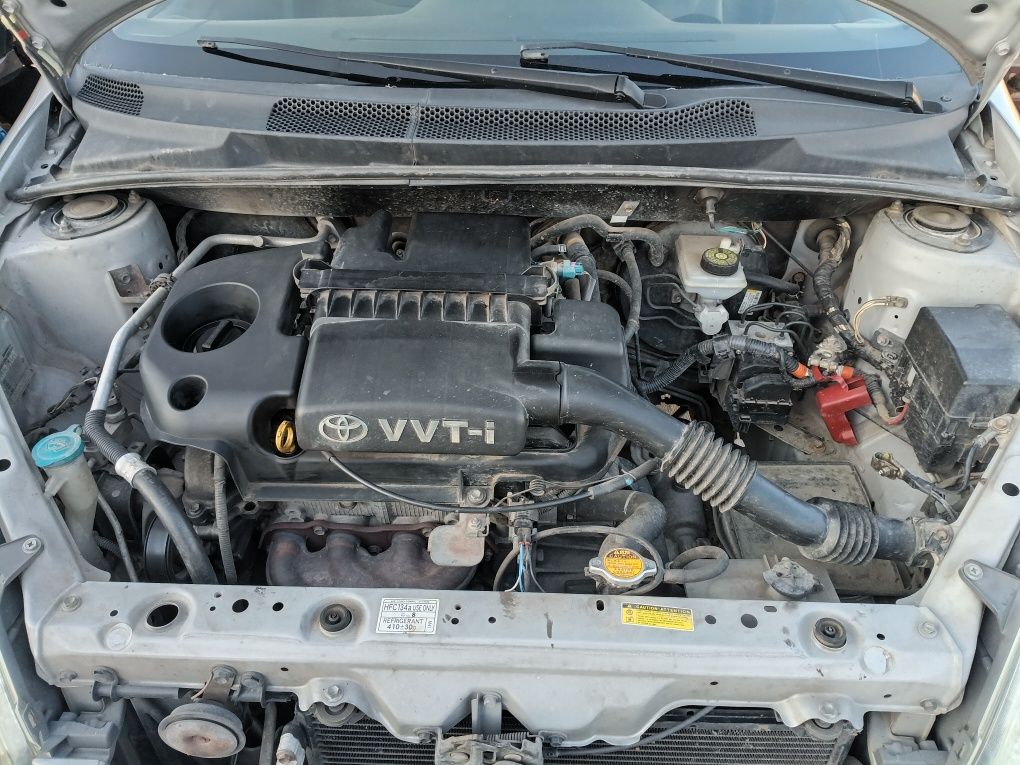 На части Ярис 1.3