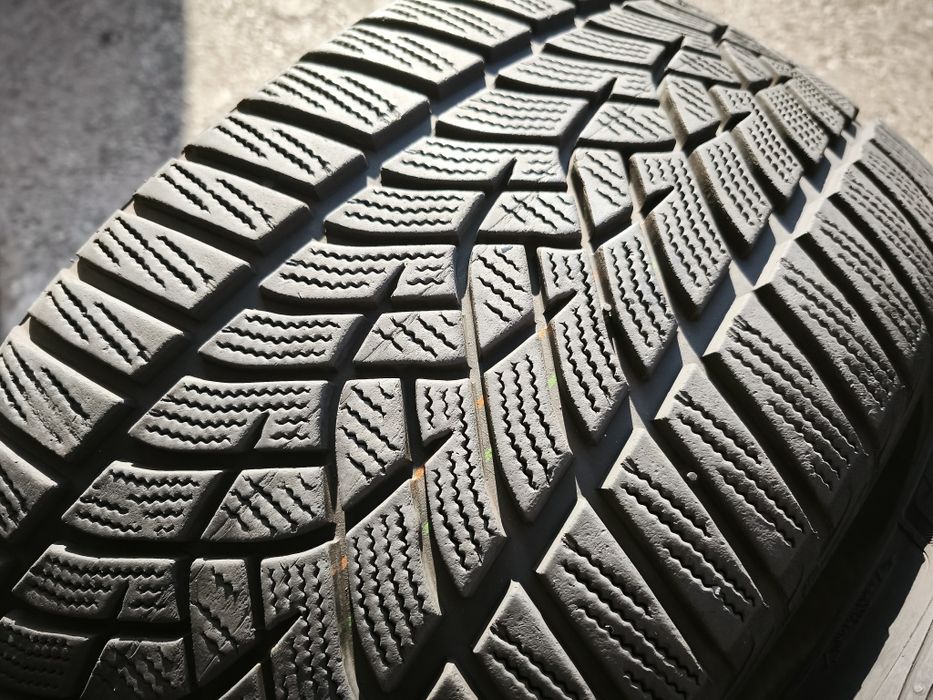 225/40/18" 4бр Good year ultra grip performance +, Дот3320,6-8мм