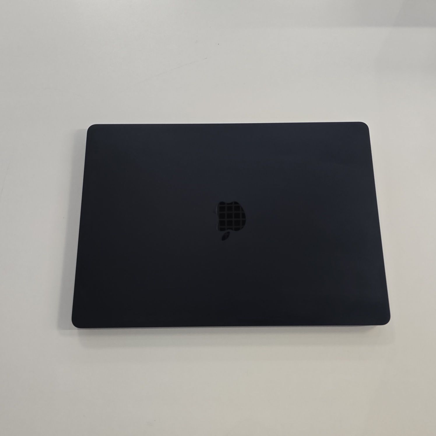 Macbook Air M2 2023