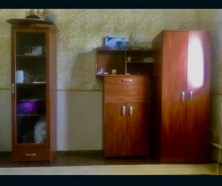 Мебель в хорошем состояний из дерева