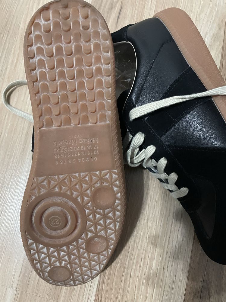Maison Margiela Gats Black