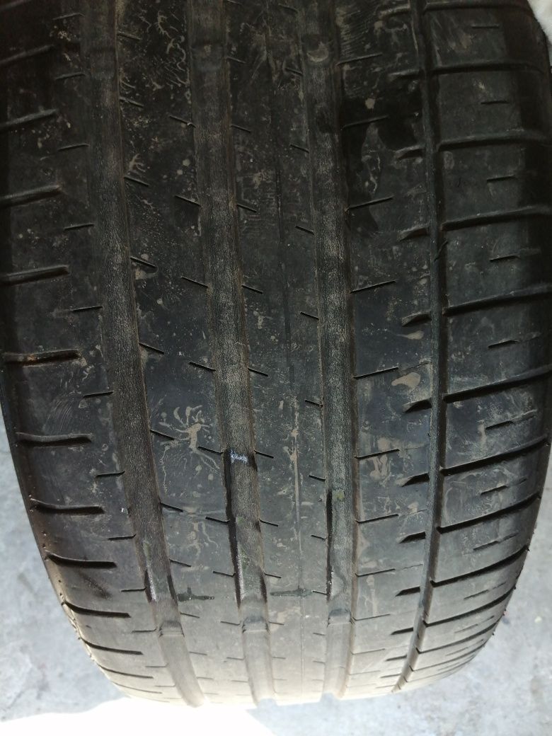 Anvelope vara Falken 235/45/R18 DOT 2017