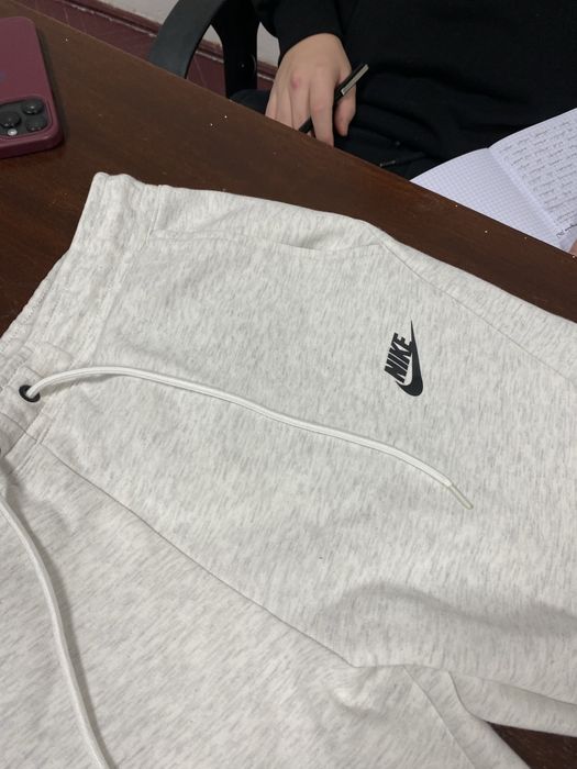 Nike tech fleece marimea S
