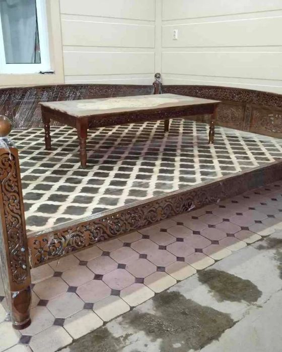 Карават Сури тапчан