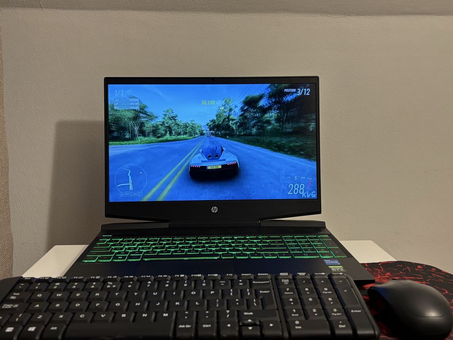 Laptop Gaming HP Pavilion 15-dk2xxx – Intel i5, RTX, SSD  impecabi