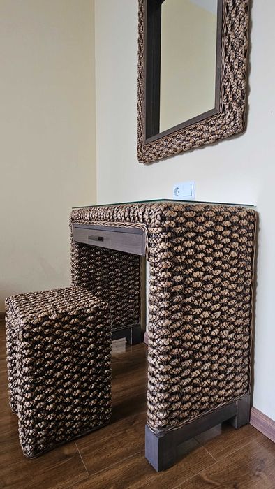 Сет тоалетка от ратан - внос от Индонезия