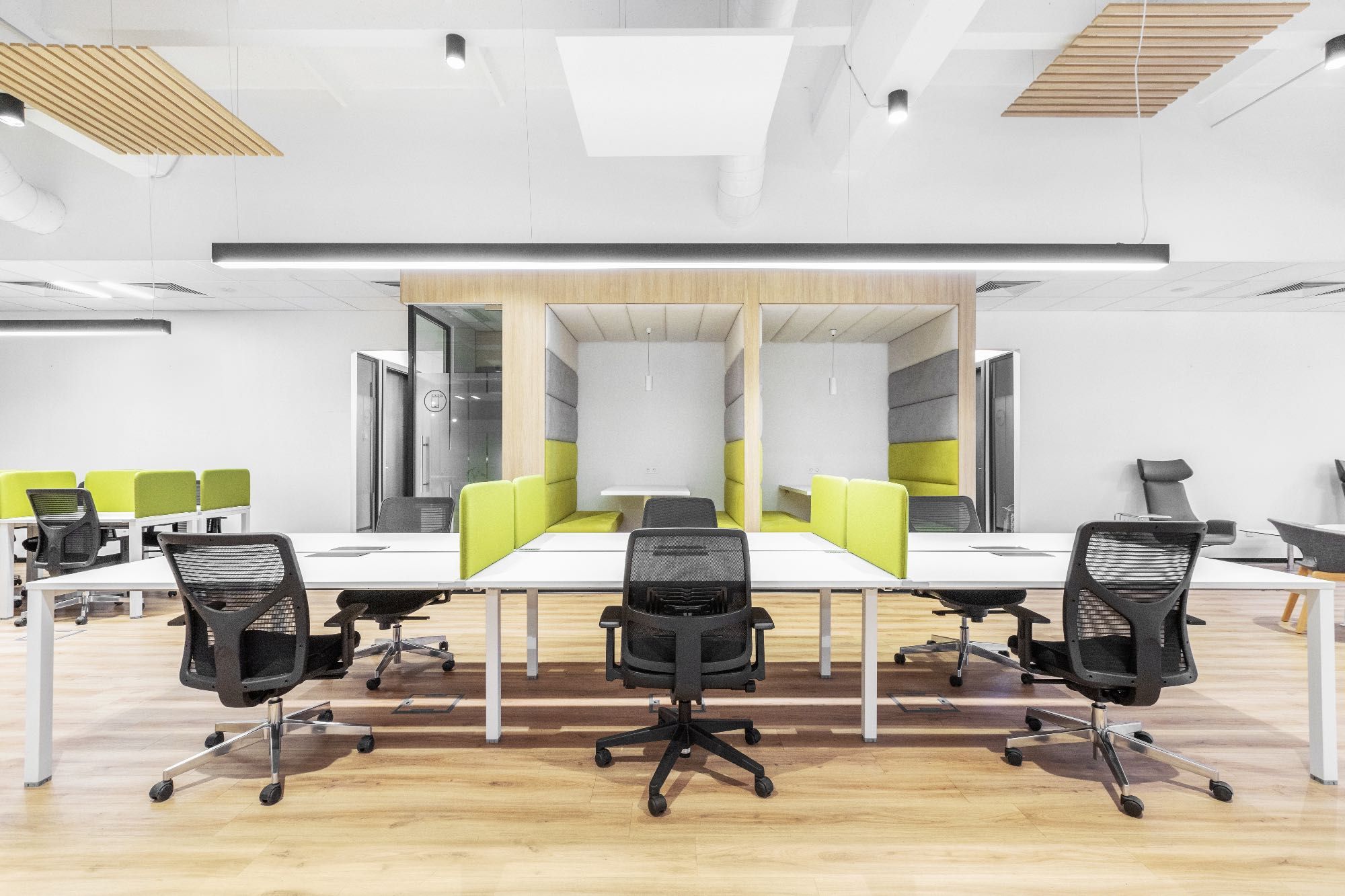 Пространство за съвместна работа в Regus Vasil Aprilov