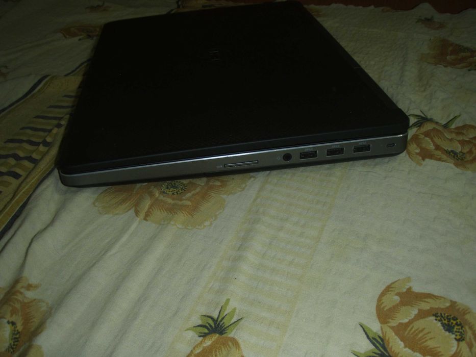 Dell Precision 7510 Intel Xeon E3-1535M RAM 16Gb SSD+HDD Qadro M2000M