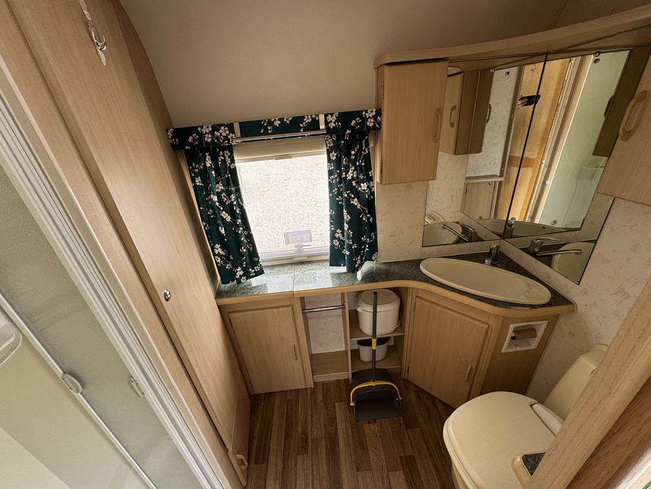 Каравана Eldis 4.80м.  2002г. Нов внос от Англия!