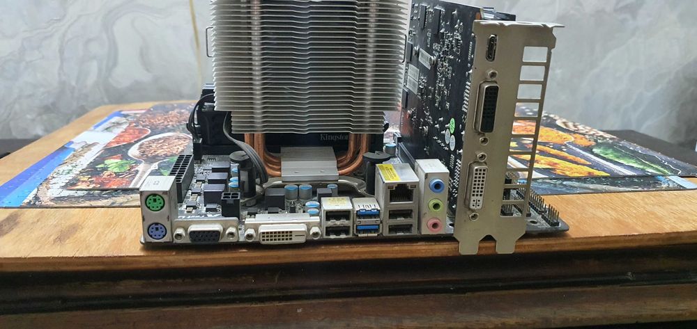 B75 + I5 2400 + 8gb + gtx650