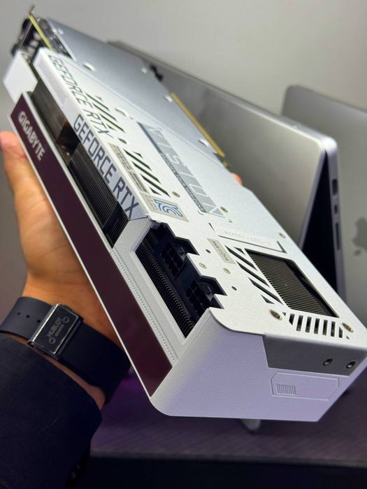 NVIDIA GeForce VISION RTX 3080ti. 12-384.