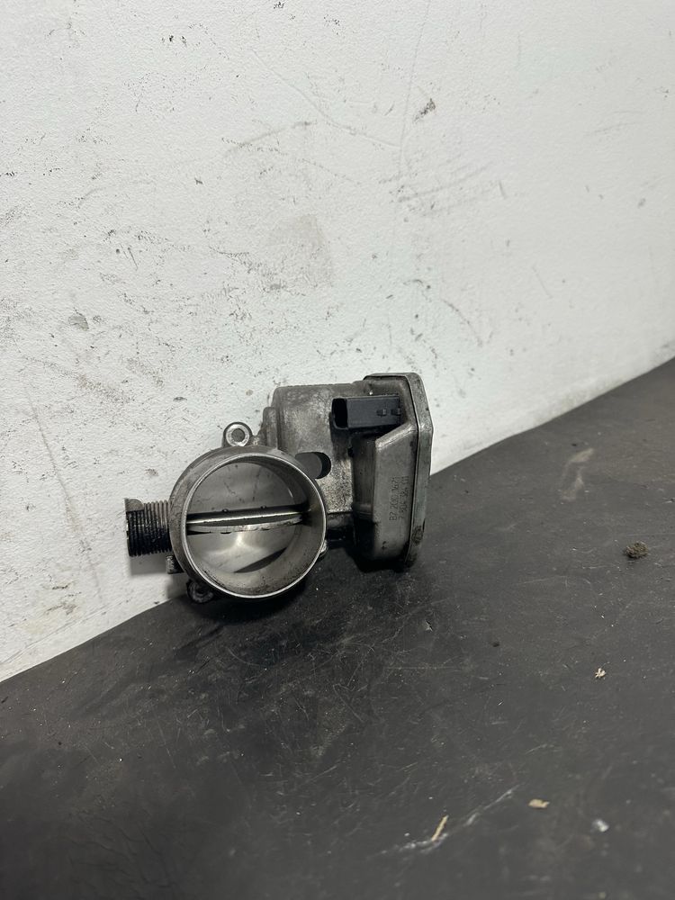 Clapeta acceleratie BMW Seria 5 E60 E61 520d 525d 530d 535d