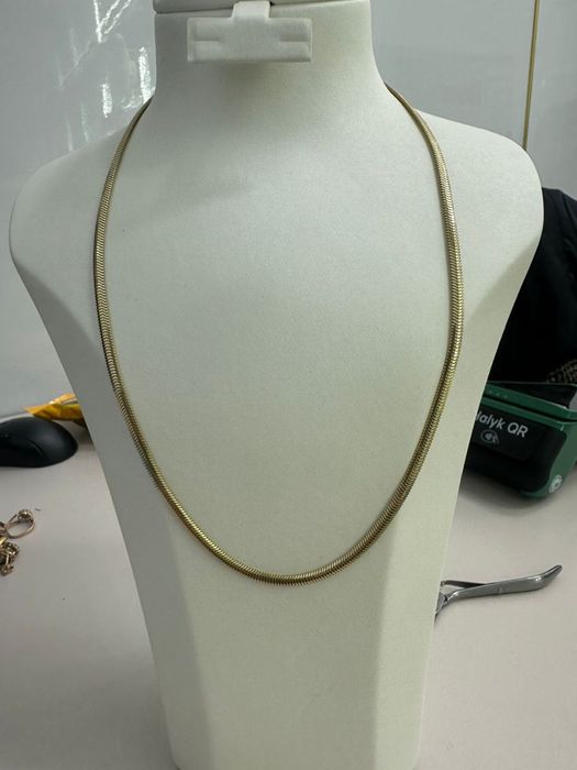 Продам цепочку золотую