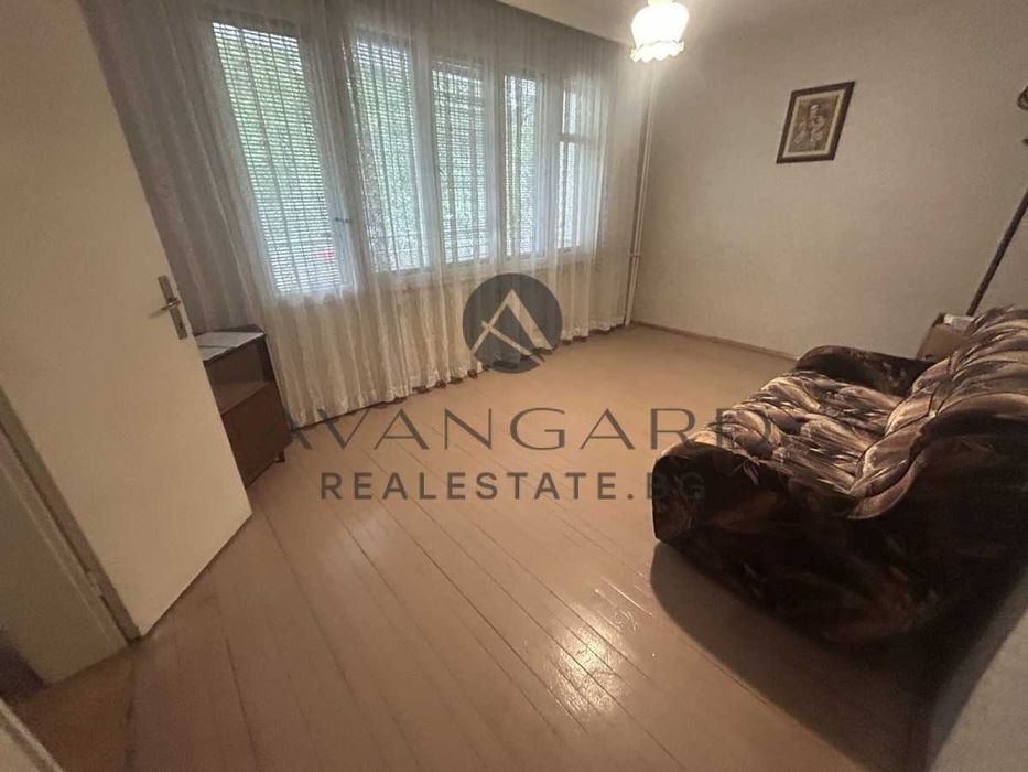 Продава се Тристаен апартамент в Пловдив, Център - 149 кв.м за 1947 €/кв.м - Снимка #4