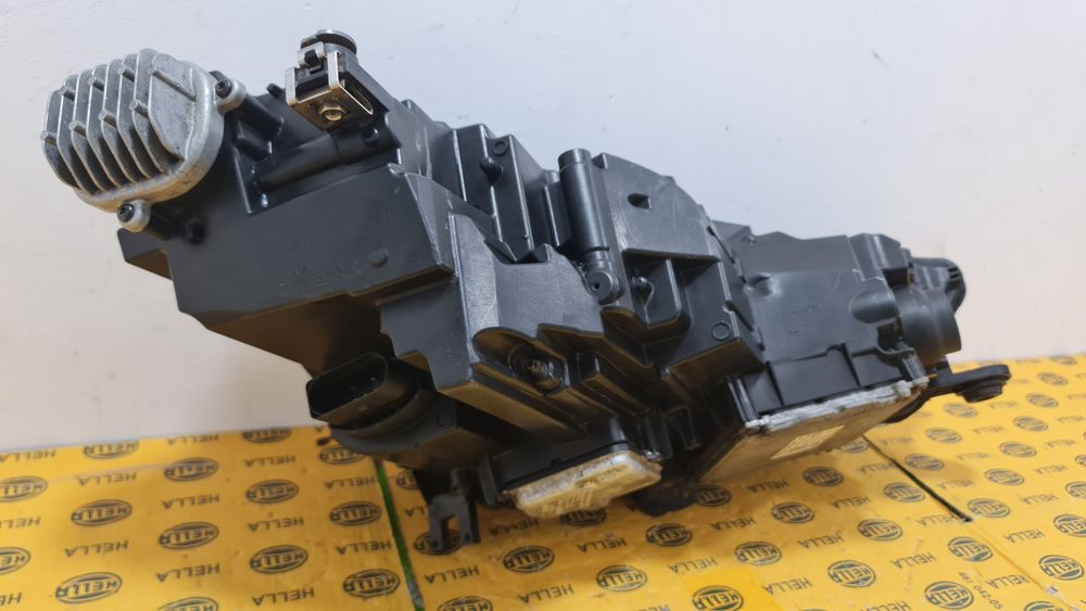 Far full led adaptiv Audi A4 B9 8W 8W0941033 complet modul