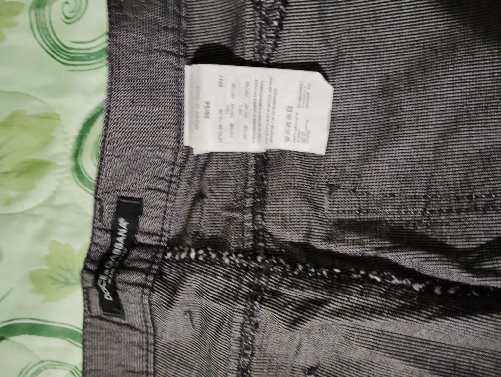 Продавам мъжки спортен панталон размер 36 за 35лв