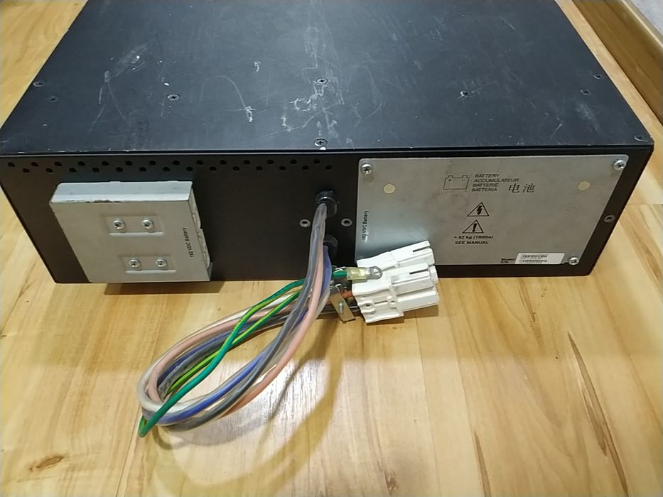 Extensie baterie ups APC SURT192xlbp RT Smart UPS Battery pack 192v