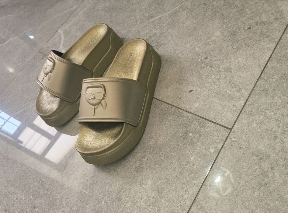 Papuci karl lagerfeld