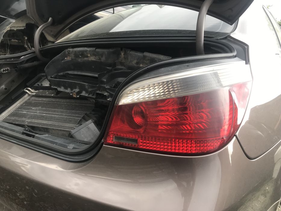 Triple bmw e60 . Bara spate . Armatura . Haion . Usi , aripi .