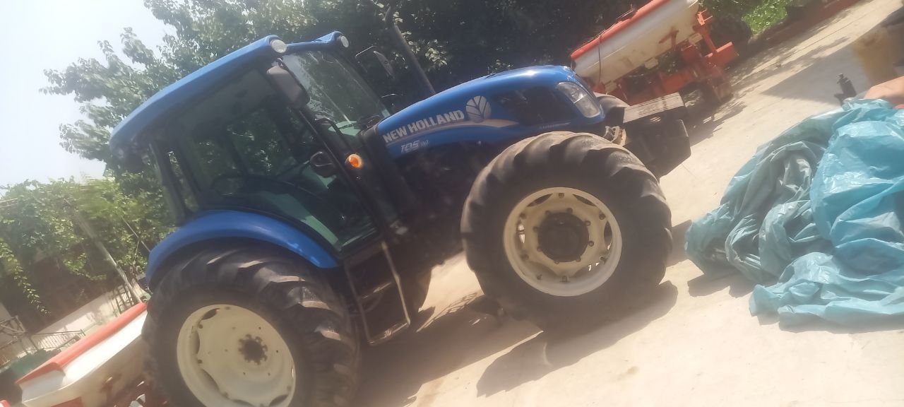 New Holland td5 110 sotiladi