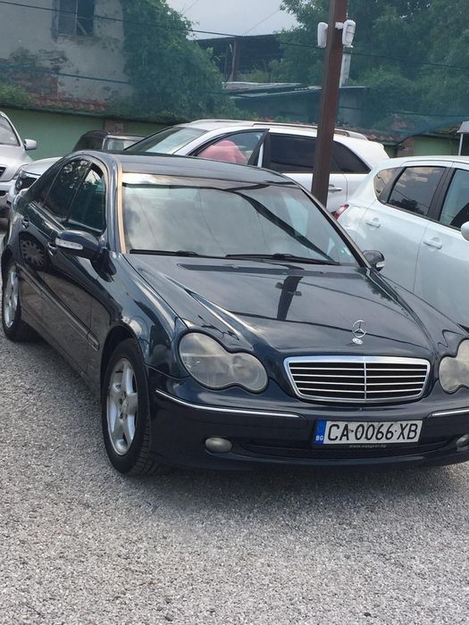 Mercedes- Benz  C 270