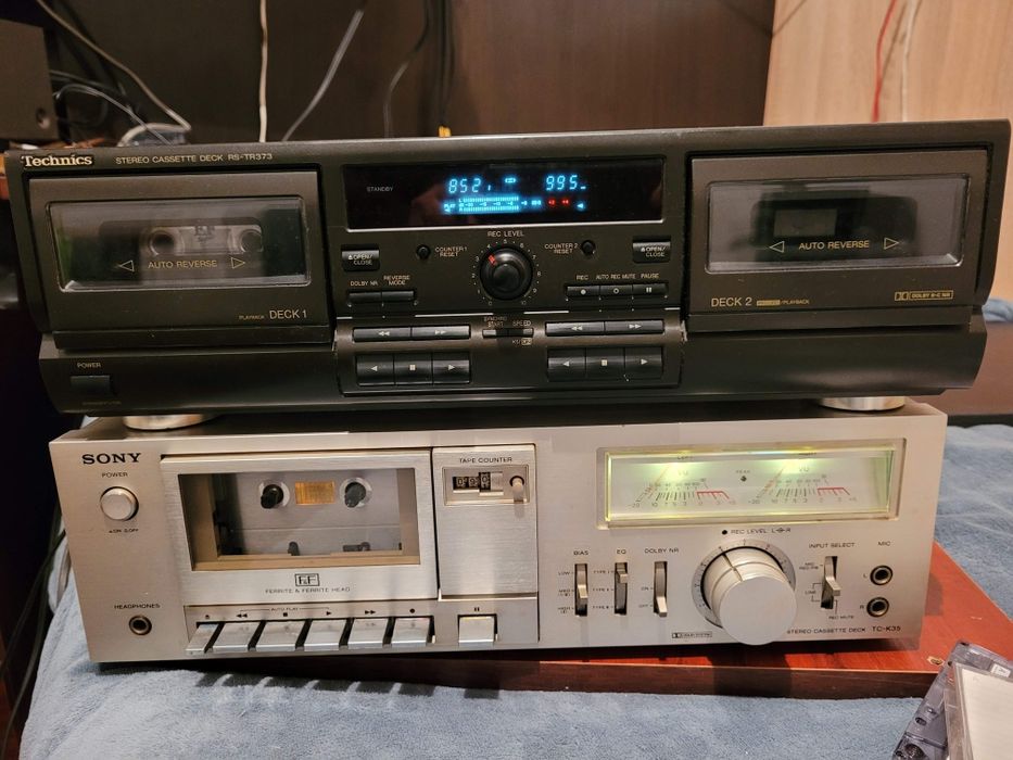 Casetofon Sony PC K-35, vumetre.