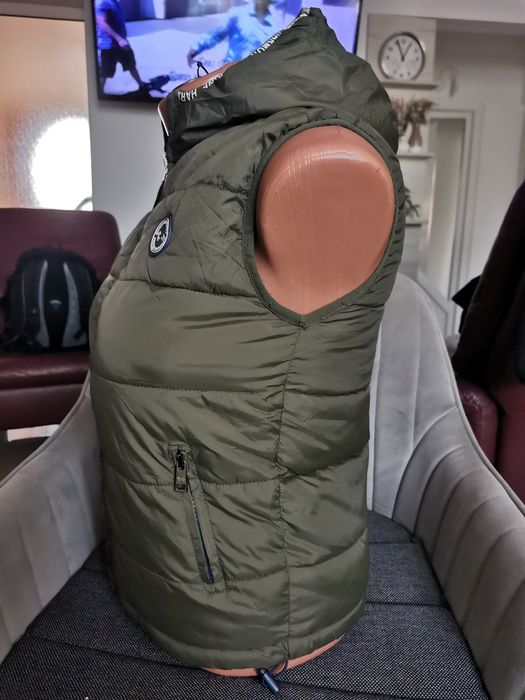 Vand vesta HARMONT & BLAINE 10 ani