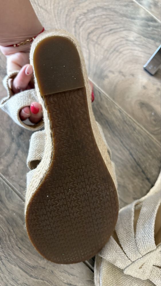 Сандали на платформа Michael Kors