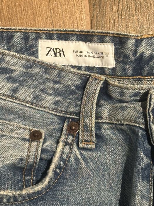 Дънки на Zara и Massimo Dutti