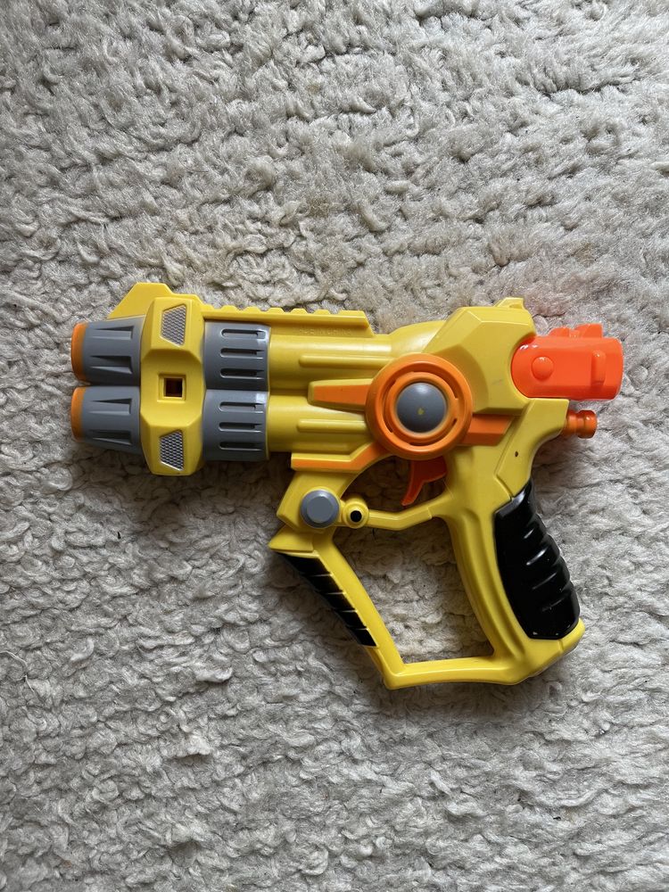 Nerf и Blaze Storm бластери